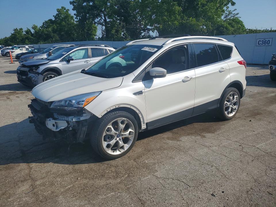 FORD ESCAPE 2015 with VIN 1FMCU9J91FUB72330 - Photo from auction