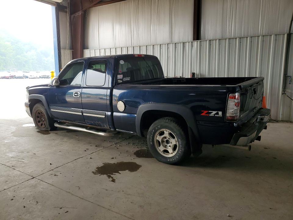 Photo 2 from auction – 2005 CHEVROLET SILVERADO with VIN 2GCEK19B451312201