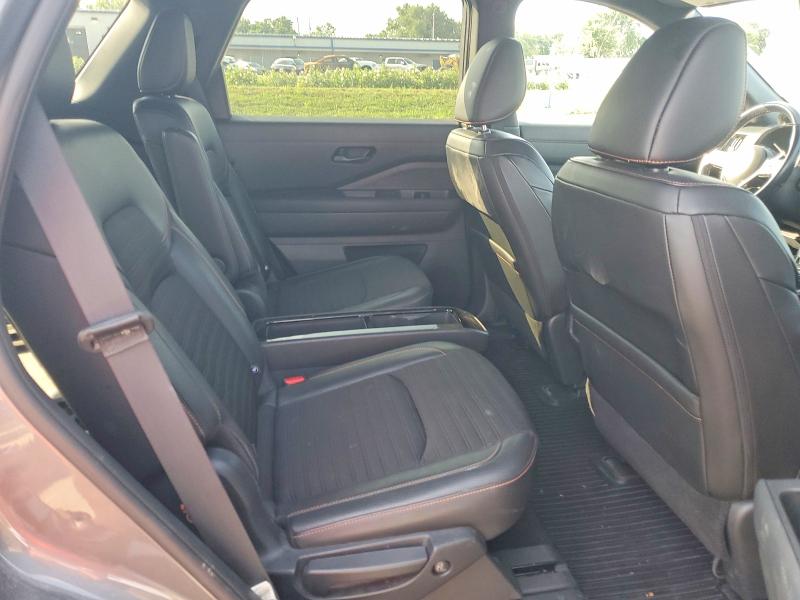 Photo 11 from auction – 2023 NISSAN PATHFINDER with VIN 5N1DR3BDXPC208495