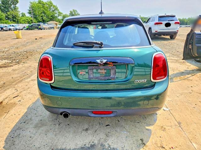 Photo 6 from auction – 2017 MINI COOPER with VIN WMWXU1C50H2E18123