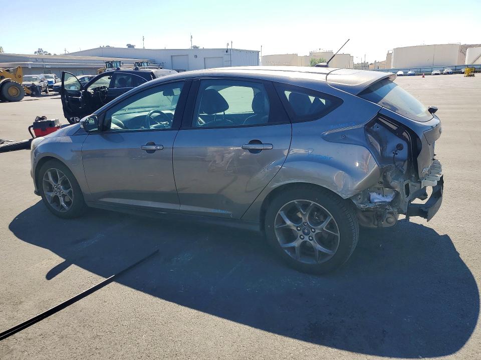 Photo 2 from auction – 2013 FORD FOCUS with VIN 1FADP3K28DL374590
