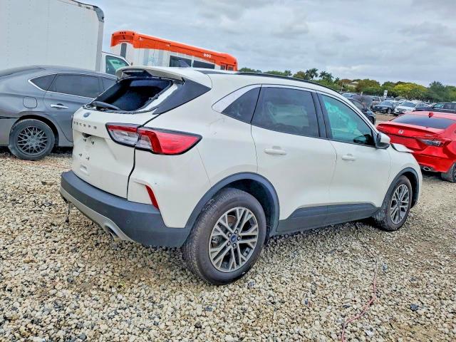 Photo 3 from auction – 2022 FORD ESCAPE with VIN 1FMCU0H67NUB78283