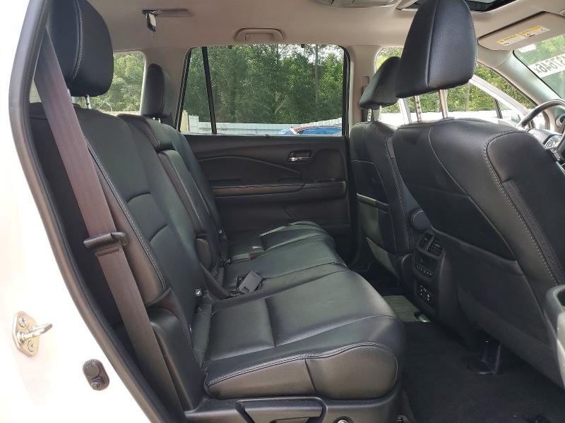 Photo 11 from auction – 2017 HONDA PILOT with VIN 5FNYF6H92HB039919