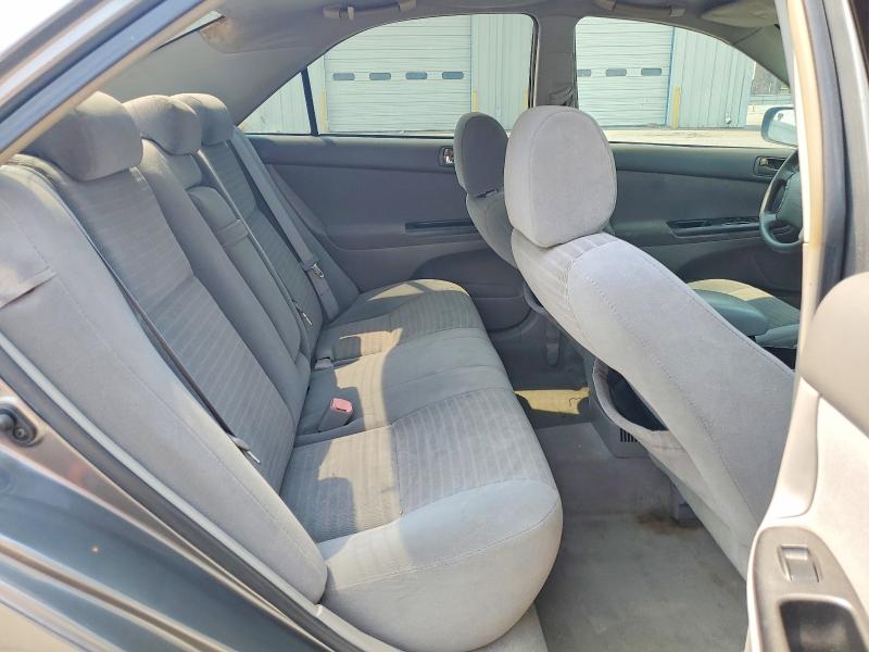 Photo 10 from auction – 2005 TOYOTA CAMRY with VIN 4T1BE32K35U605457