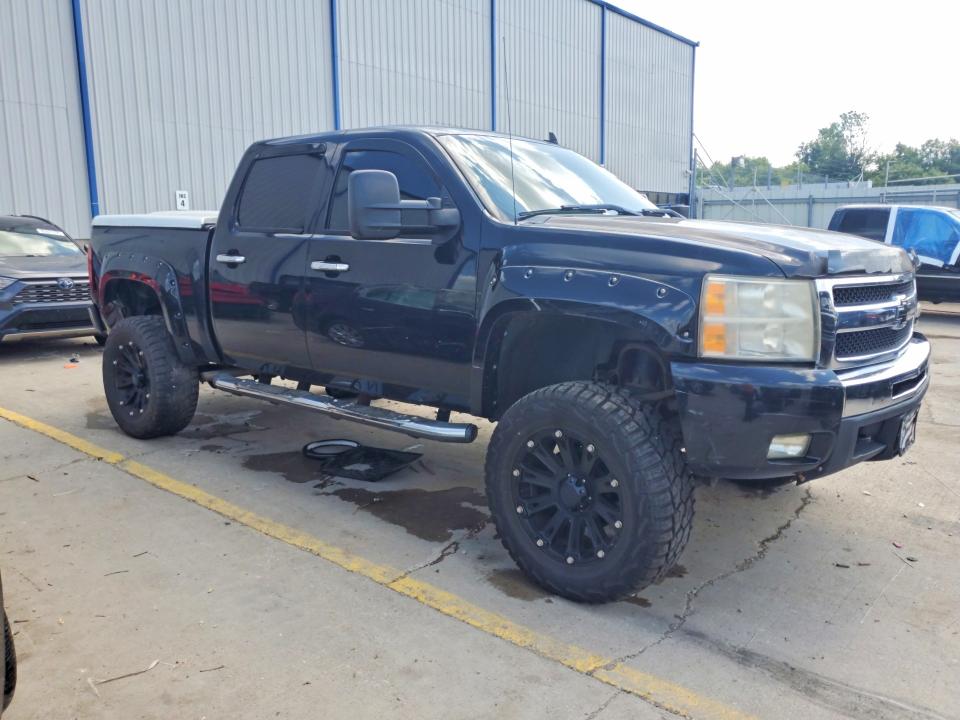 Photo 4 from auction – 2011 CHEVROLET SILVERADO with VIN 3GCPKSE38BG303078