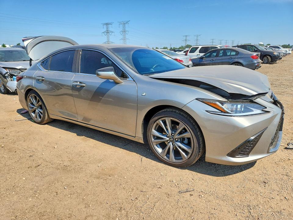 Photo 4 from auction – 2021 LEXUS ES 350 with VIN 58AGZ1B11MU085983