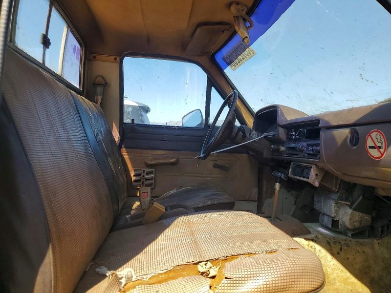 Photo 10 from auction – 1982 TOYOTA PICKUP / CAB CHASSIS with VIN JT4RN44D3C0076166