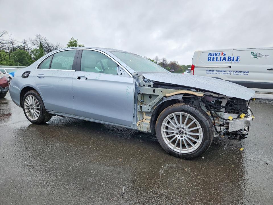 Photo 4 from auction – 2021 MERCEDES-BENZ E with VIN W1KZF8EB6MA922552