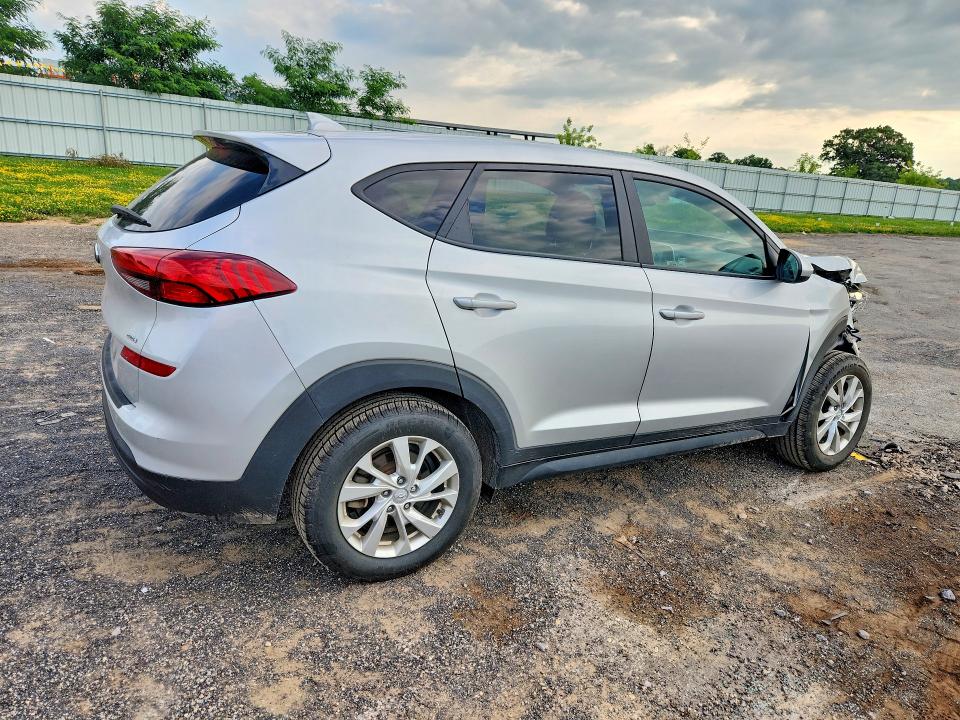 Photo 3 from auction – 2019 HYUNDAI TUCSON with VIN KM8J2CA44KU063532