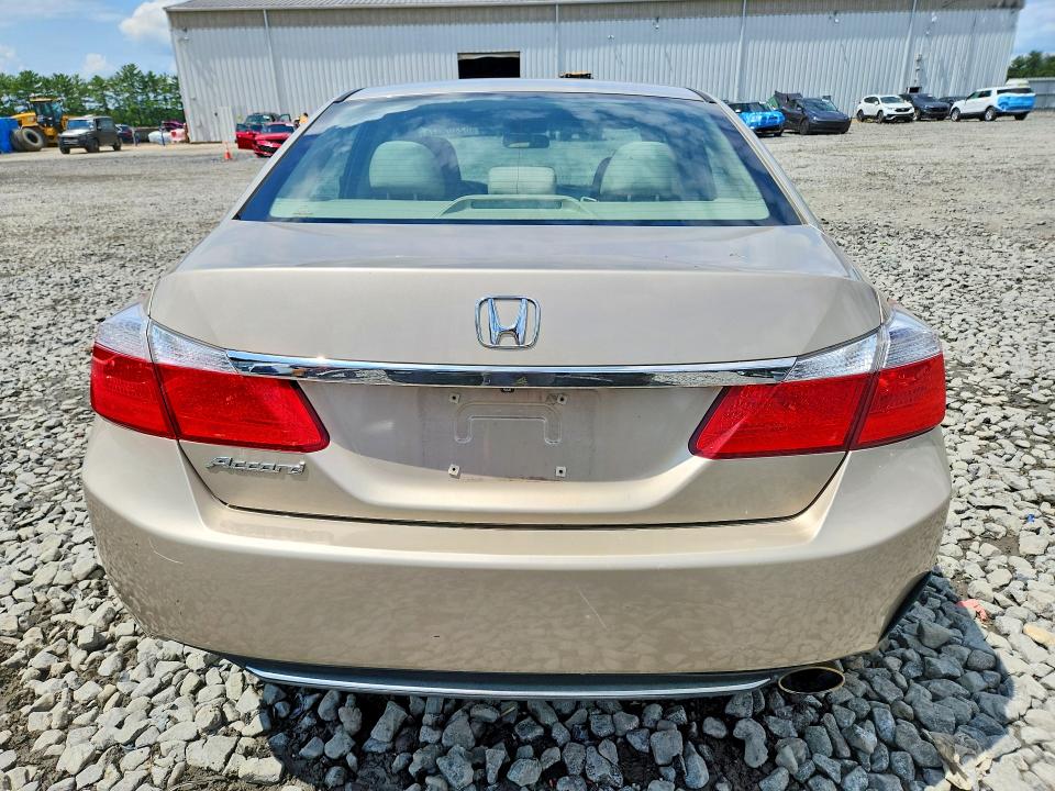 Photo 6 from auction – 2015 HONDA ACCORD with VIN 1HGCR2F33FA128866