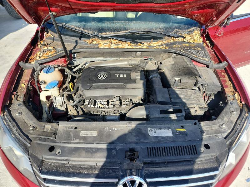Photo 11 from auction – 2015 VOLKSWAGEN PASSAT with VIN 1VWAS7A37FC122407