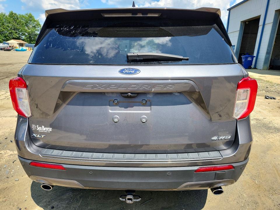 Photo 6 from auction – 2022 FORD EXPLORER with VIN 1FMSK8DH2NGB25965