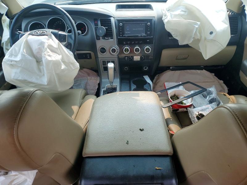 Photo 8 from auction – 2016 TOYOTA SEQUOIA with VIN 5TDJY5G16GS142885