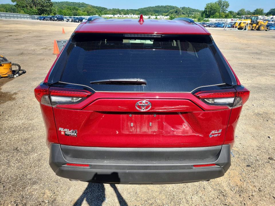 Photo 6 from auction – 2025 TOYOTA RAV4 with VIN 4T3B6RFV6SU191789