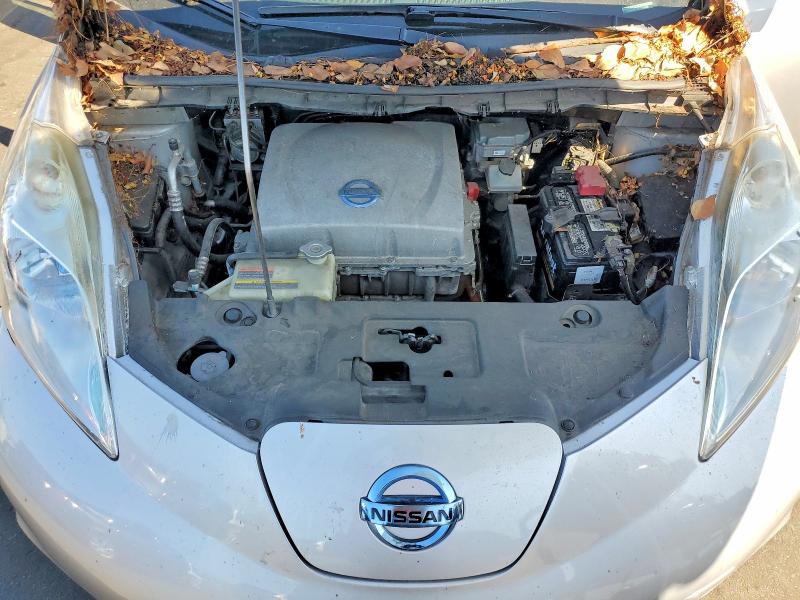 Photo 11 from auction – 2013 NISSAN LEAF with VIN 1N4AZ0CP3DC420588