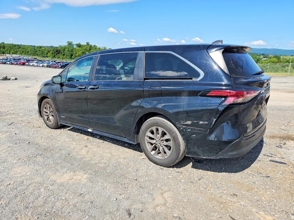 Photo 2 from auction – 2021 TOYOTA SIENNA with VIN 5TDYRKECXMS029029