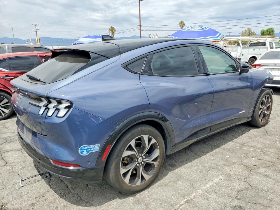 Photo 3 from auction – 2021 FORD MUSTANG MACH-E with VIN 3FMTK3RM2MMA08467