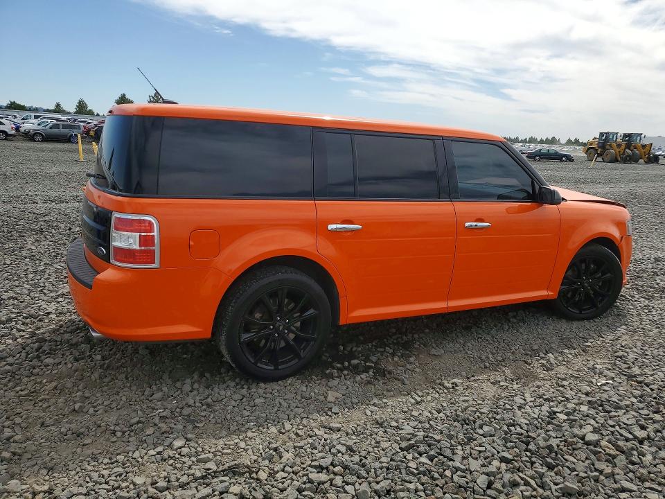 Photo 3 from auction – 2019 FORD FLEX with VIN 2FMHK6D80KBA06457