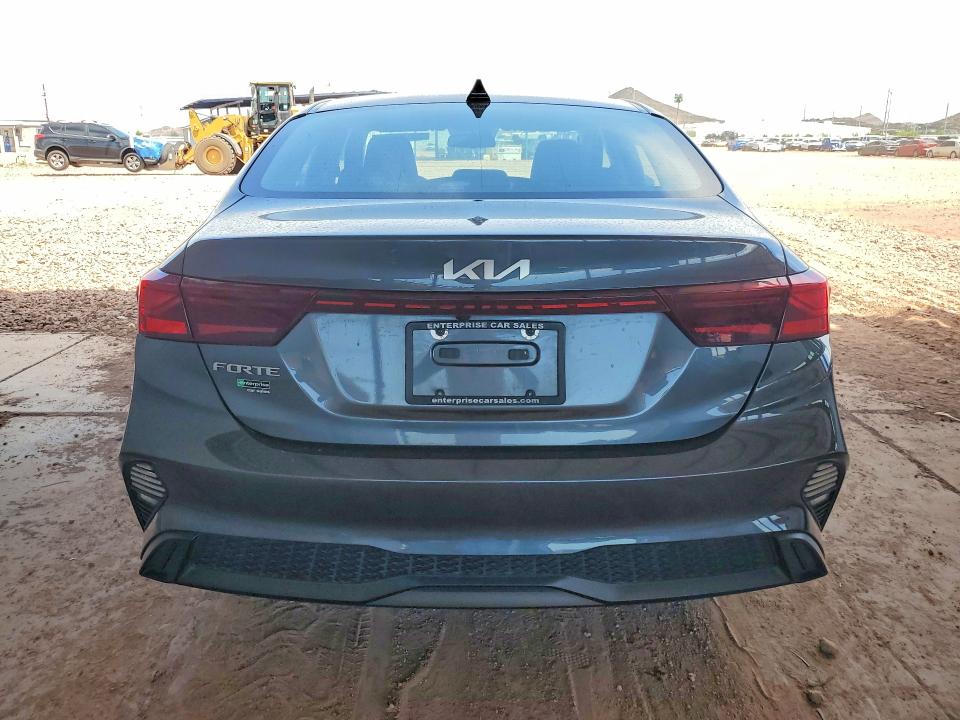 Photo 6 from auction – 2022 KIA FORTE with VIN 3KPF24AD2NE449918