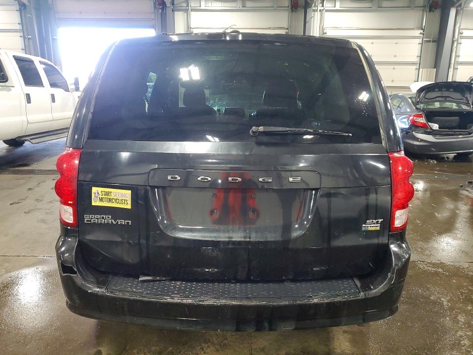 Photo 6 from auction – 2017 DODGE GRAND CARAVAN with VIN 2C4RDGCG6HR546624