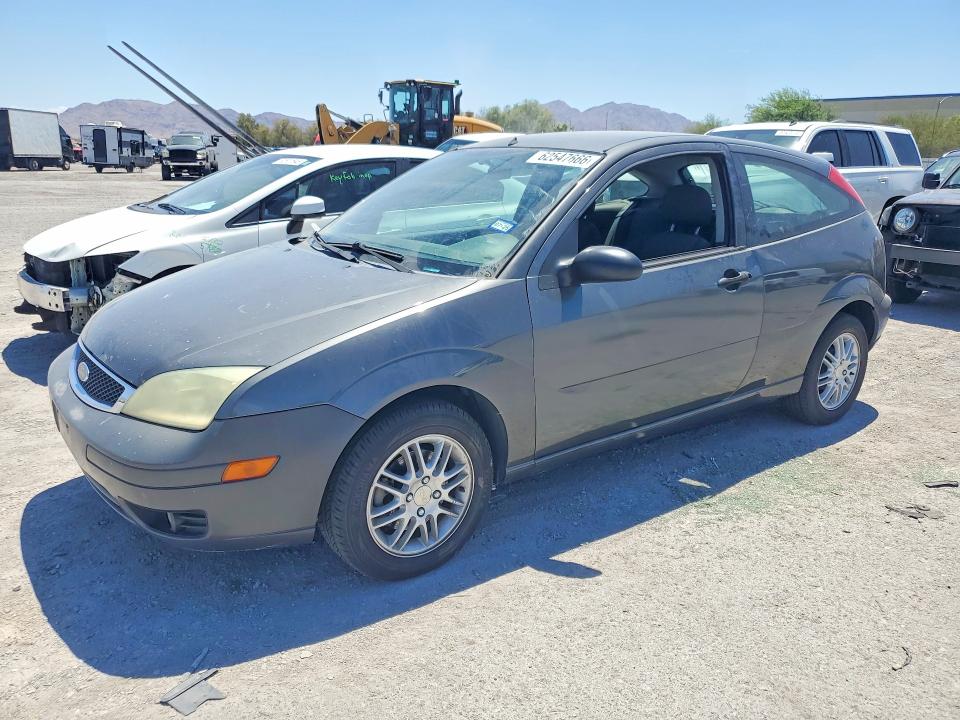 FORD FOCUS 2005 with VIN 3FAFP31N55R105096 - Photo from auction