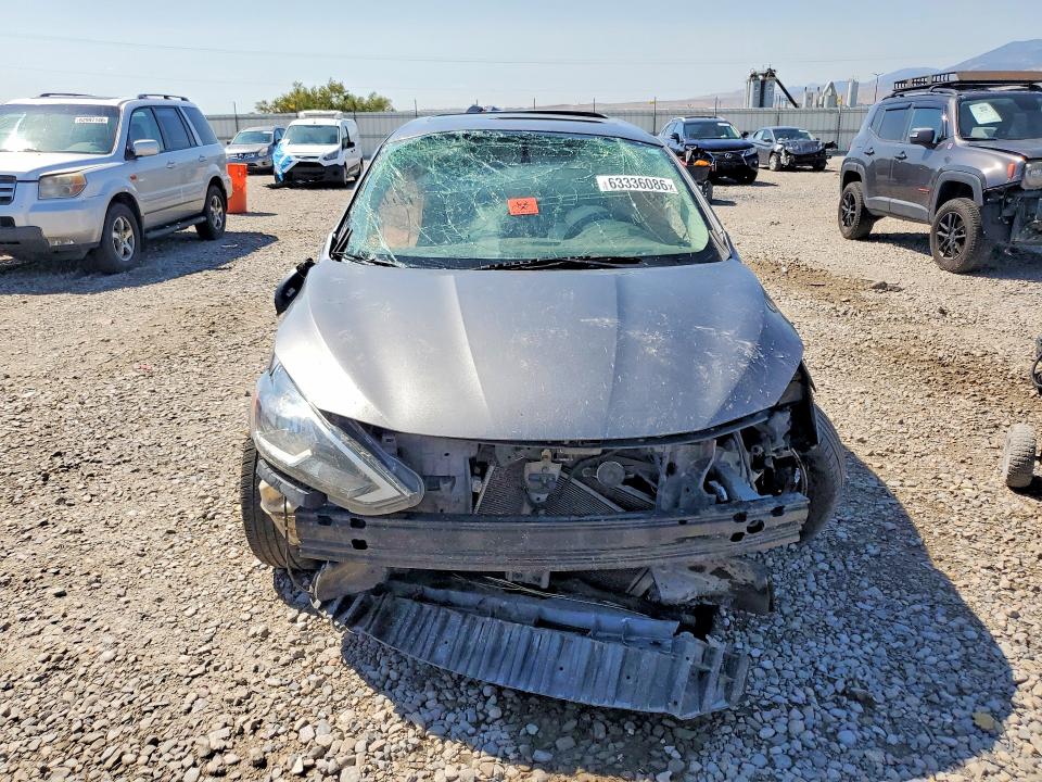 Photo 5 from auction – 2017 NISSAN SENTRA with VIN 3N1AB7AP0HY272958