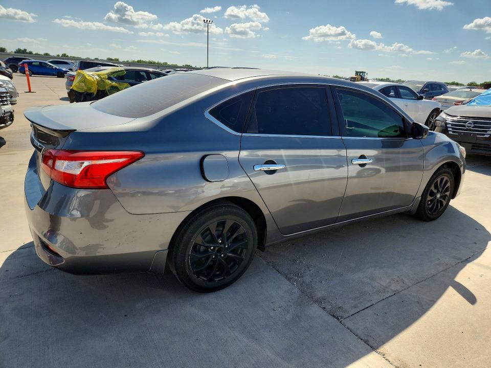 Photo 3 from auction – 2018 NISSAN SENTRA with VIN 3N1AB7AP5JY227701