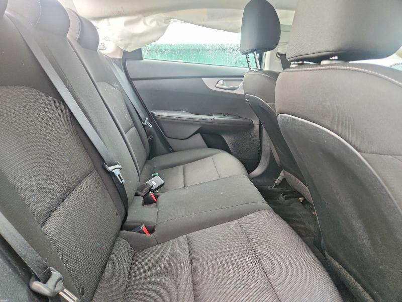 Photo 10 from auction – 2023 KIA FORTE with VIN 3KPF24AD5PE585916