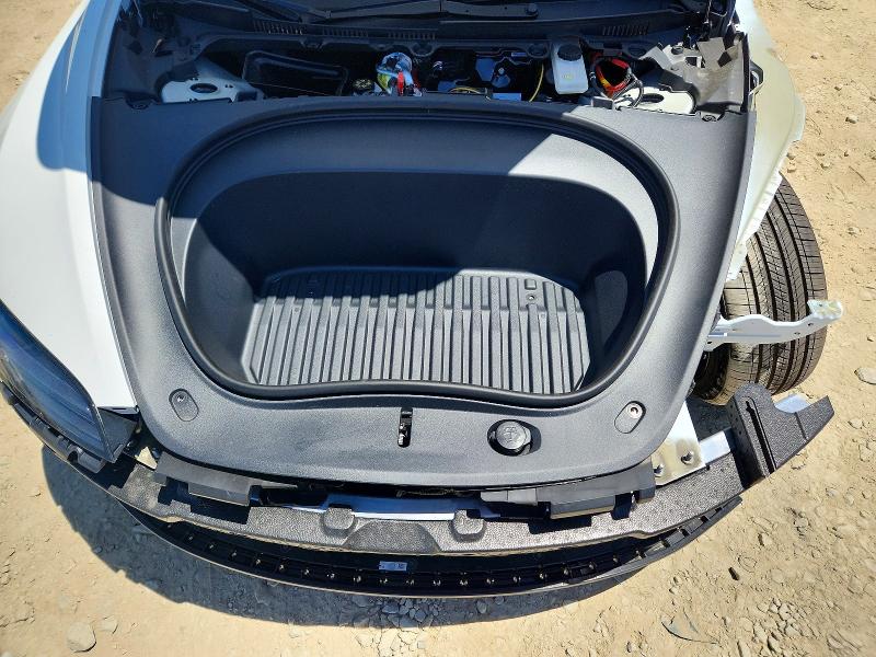 Photo 11 from auction – 2026 TESLA MODEL 3 with VIN 5YJ3E1EAXTF153335
