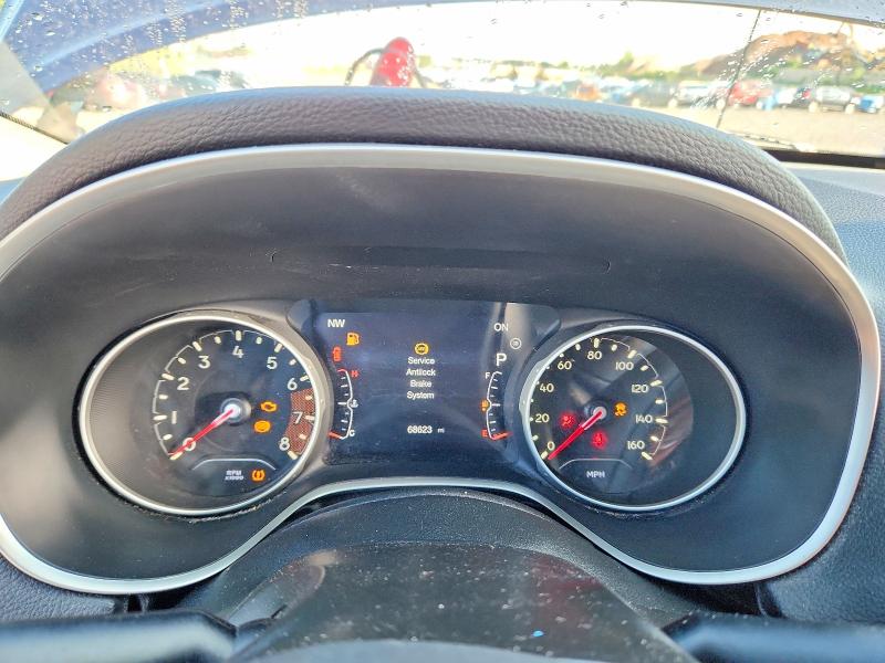 Photo 9 from auction – 2018 JEEP COMPASS with VIN 3C4NJDBB5JT397234