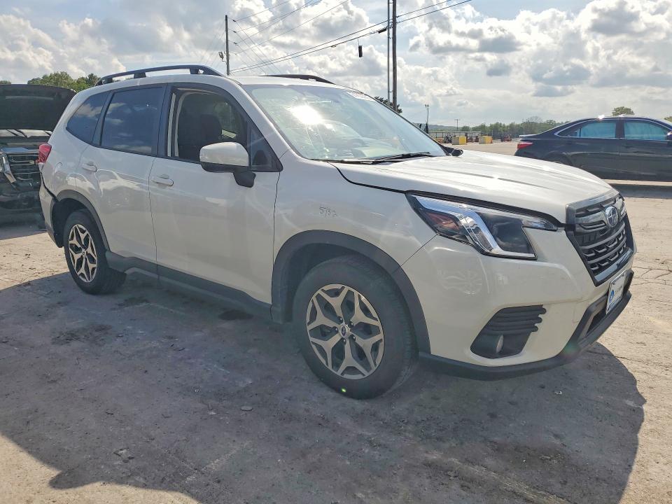 Photo 4 from auction – 2022 SUBARU FORESTER with VIN JF2SKAEC8NH444605