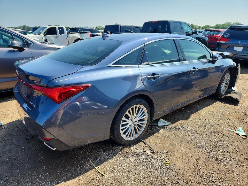 Photo 3 from auction – 2019 TOYOTA AVALON with VIN 4T1BZ1FB3KU007822