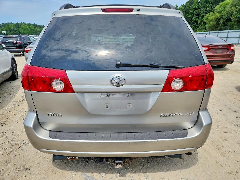 Photo 6 from auction – 2006 TOYOTA SIENNA with VIN 5TDZA22C76S562569