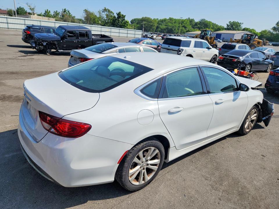 Photo 3 from auction – 2015 CHRYSLER 200 with VIN 1C3CCCABXFN688157