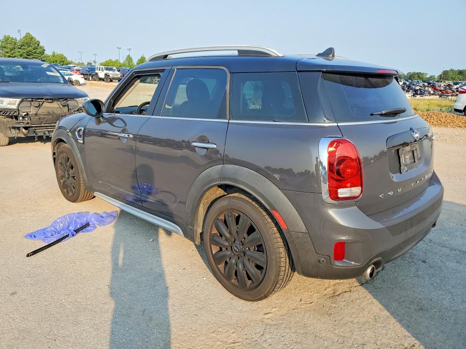 Zdjęcie 2 z aukcji – 2020 MINI COOPER z VIN WMZYW7C01L3M20486
