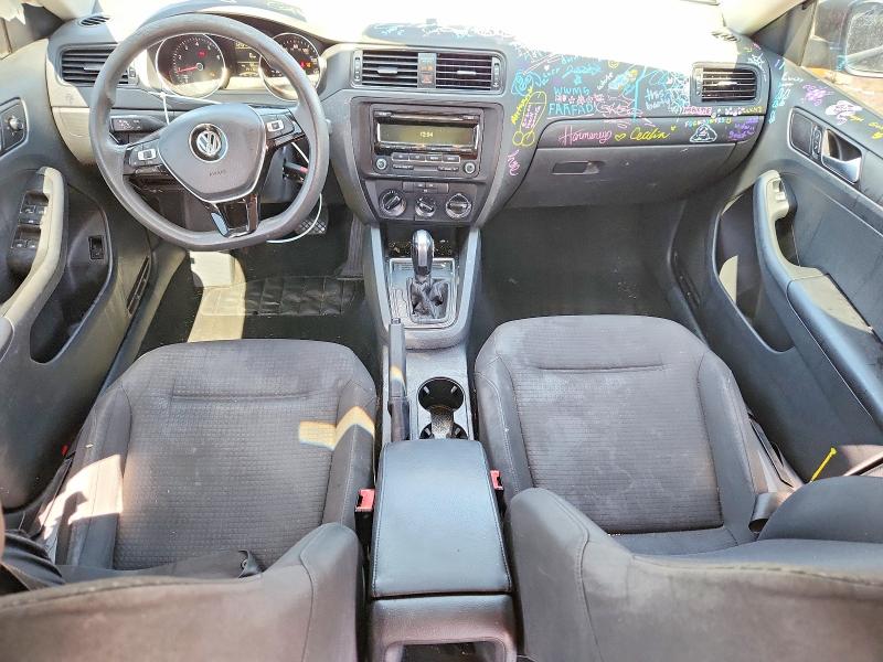 Photo 8 from auction – 2015 VOLKSWAGEN JETTA with VIN 3VW2K7AJ5FM338385