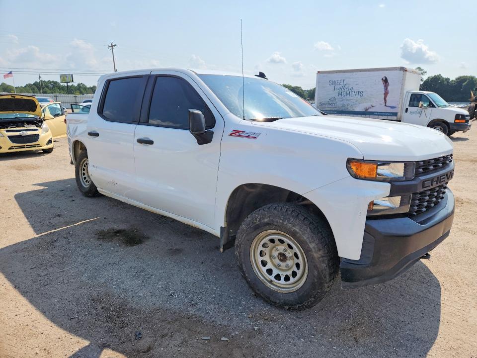 Photo 4 from auction – 2021 CHEVROLET SILVERADO with VIN 1GCUYAEF4MZ143175