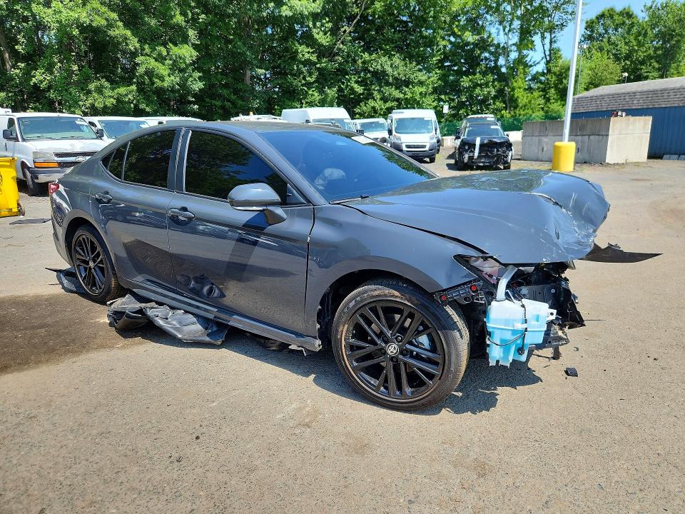 Photo 4 from auction – 2025 TOYOTA CAMRY with VIN 4T1DBADK2SU509771