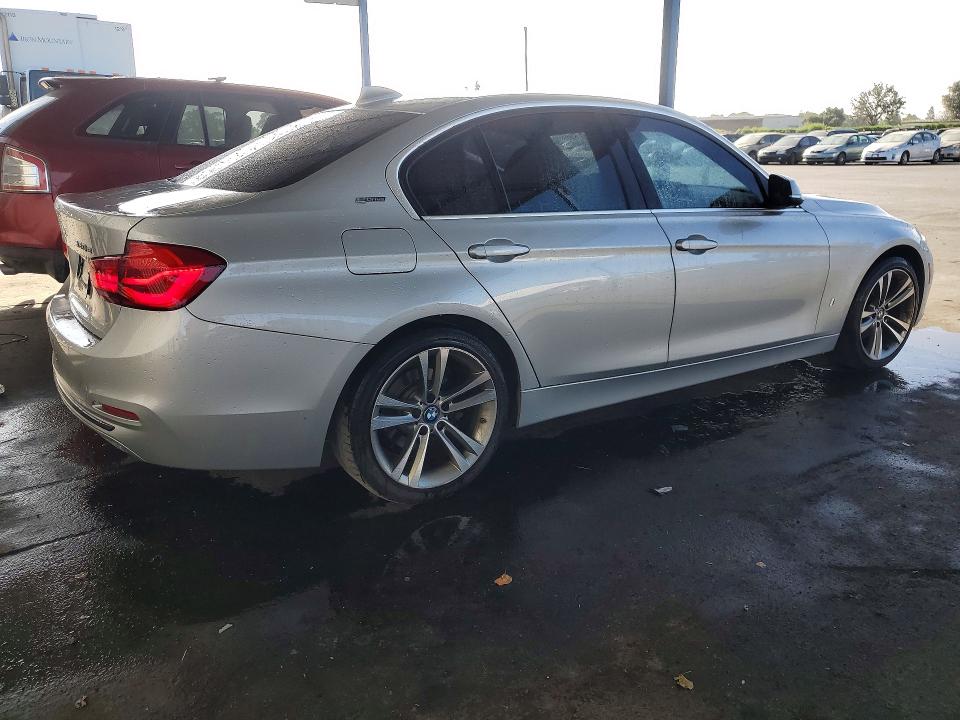 Photo 3 from auction – 2018 BMW 330E with VIN WBA8E1C56JA178022