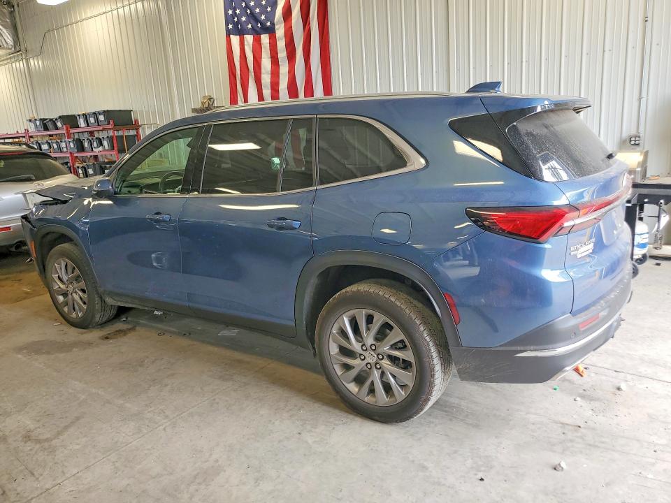 Photo 2 from auction – 2025 BUICK ENCLAVE with VIN 5GAEVARS0SJ177602