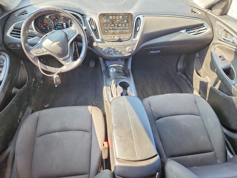 Photo 8 from auction – 2018 CHEVROLET MALIBU with VIN 1G1ZD5ST1JF161755