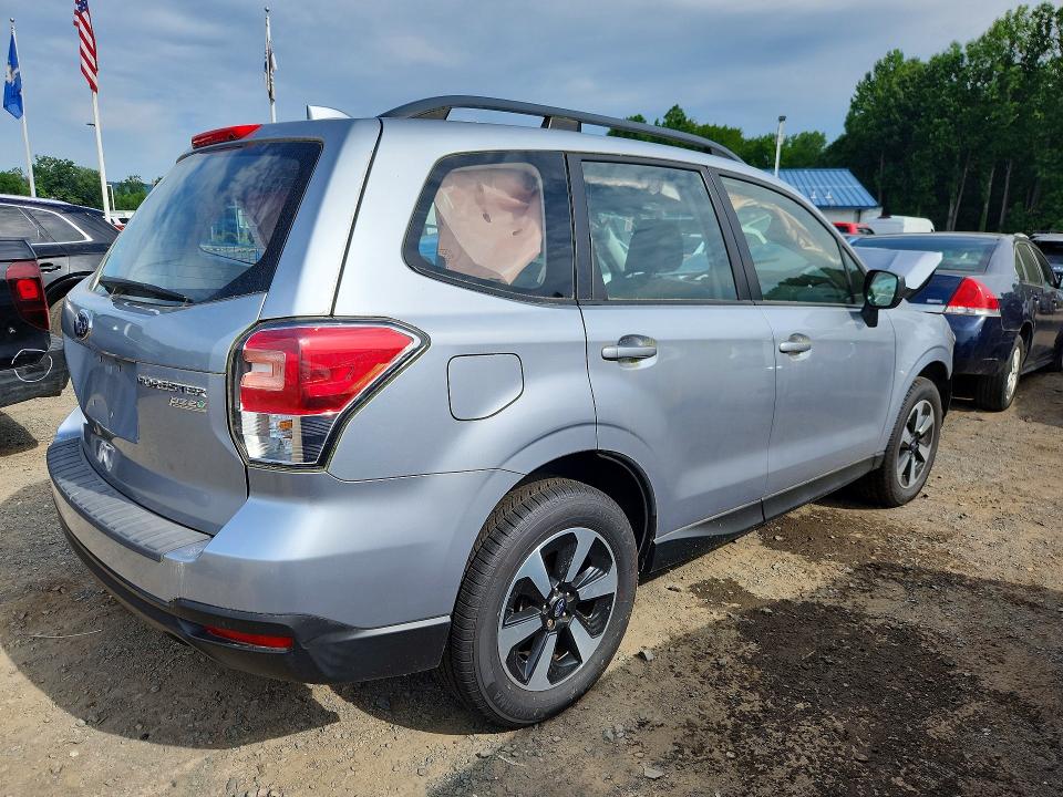 Photo 3 from auction – 2017 SUBARU FORESTER with VIN JF2SJABC8HH507729