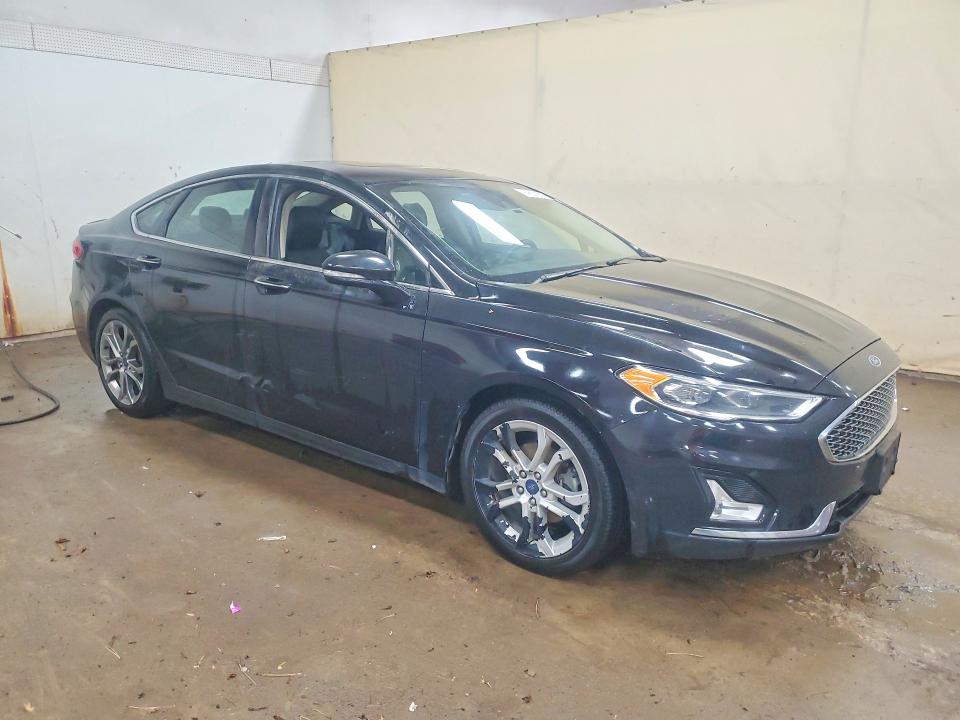 Photo 4 from auction – 2020 FORD FUSION with VIN 3FA6P0RU8LR157023