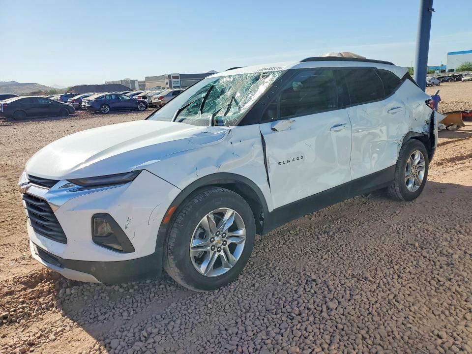 CHEVROLET BLAZER 2021 with VIN 3GNKBJRS0MS571975 - Photo from auction
