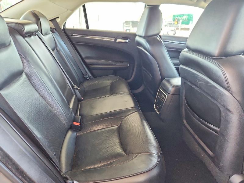 Photo 10 from auction – 2019 CHRYSLER 300 with VIN 2C3CCAKG8KH689941