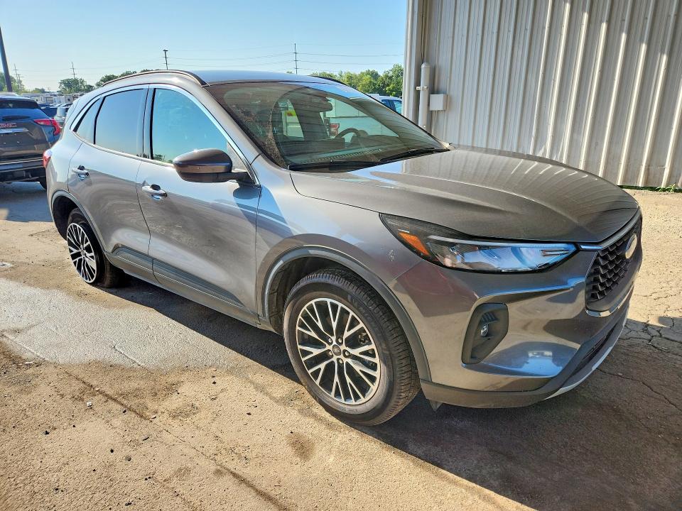 Photo 4 from auction – 2024 FORD ESCAPE with VIN 1FMCU0E15RUA70985