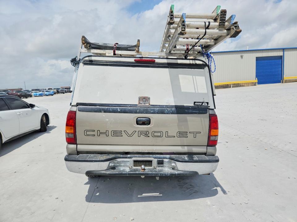 Photo 6 from auction – 2001 CHEVROLET SILVERADO with VIN 1GCEC14W51Z310837