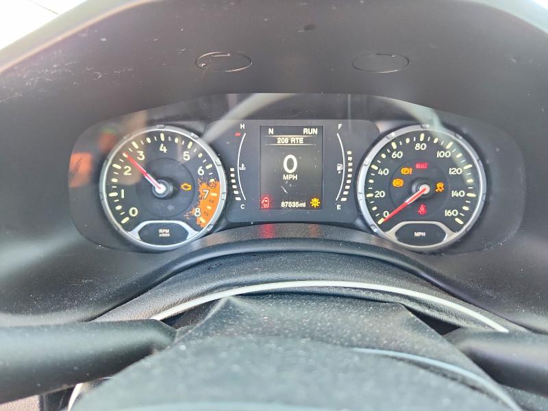 Photo 9 from auction – 2017 JEEP RENEGADE with VIN ZACCJBAH0HPE66513