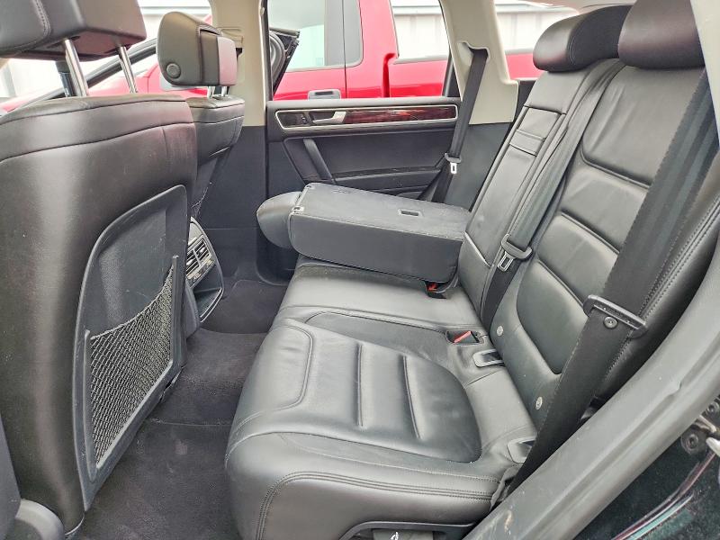 Photo 10 from auction – 2014 VOLKSWAGEN TOUAREG with VIN WVGEP9BP2ED001212