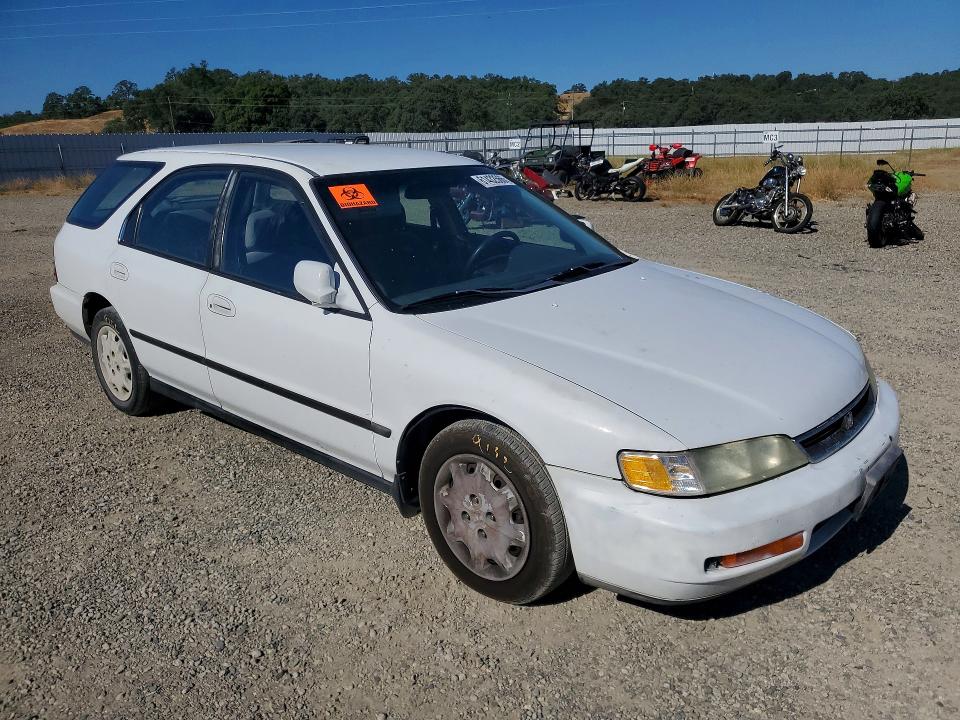 Photo 4 from auction – 1997 HONDA ACCORD with VIN 1HGCE1826VA006950